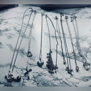Silvertone  necklaces lot